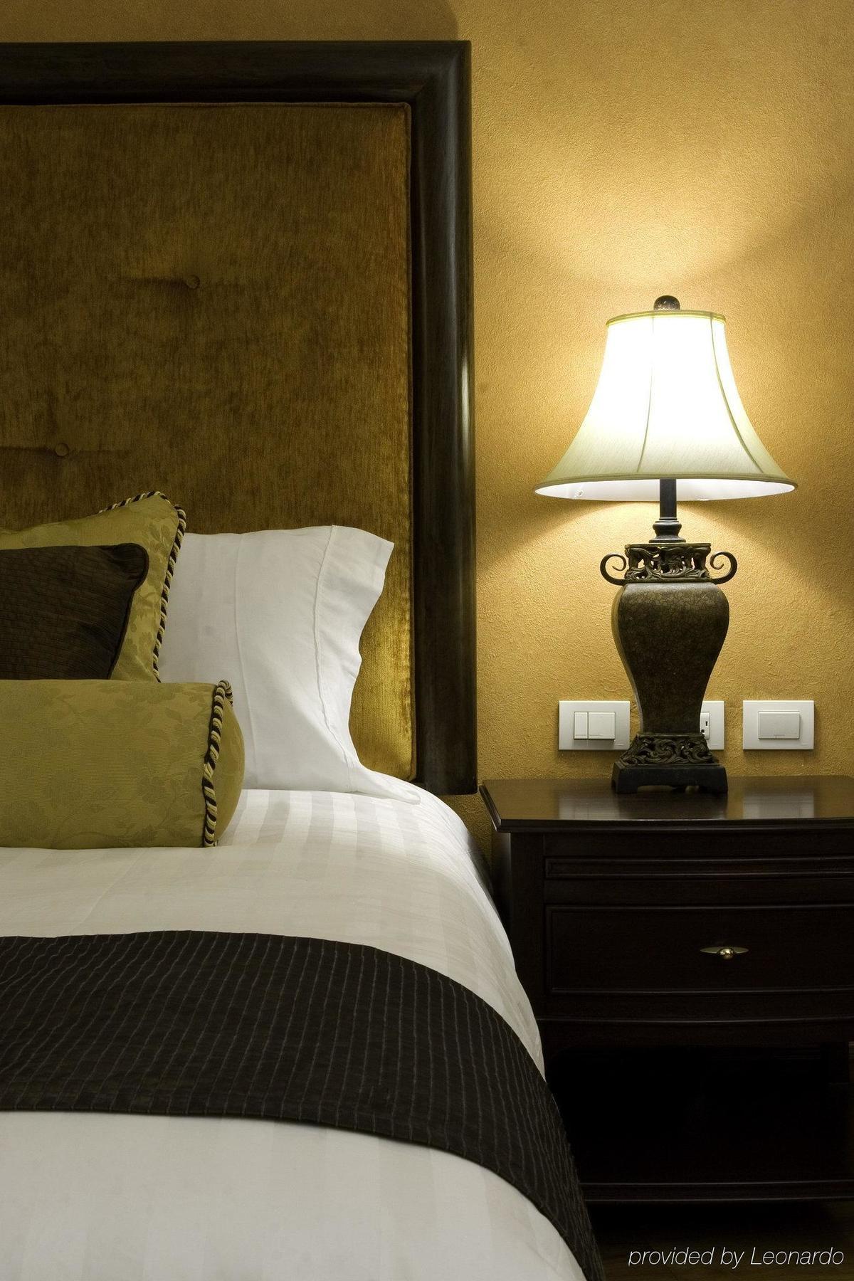 Hotel Celeste Makati Makati City Exteriör bild